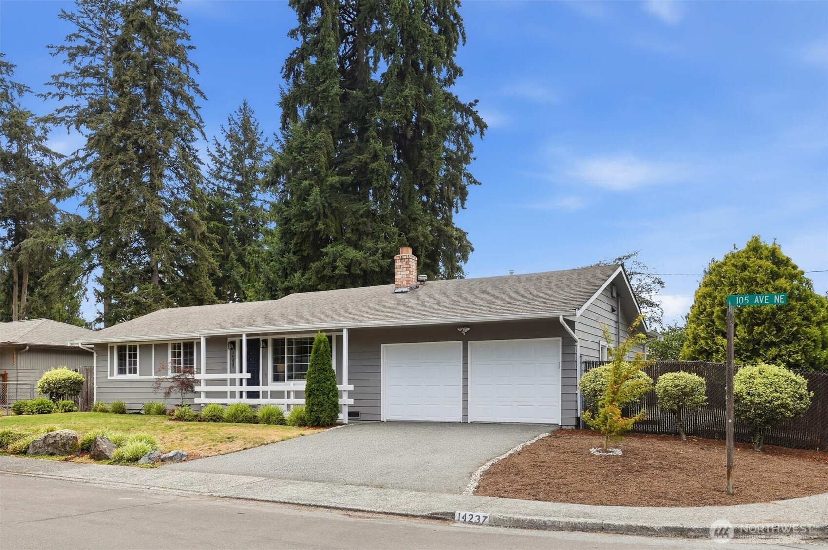 14237 105th Avenue Property Photo 5