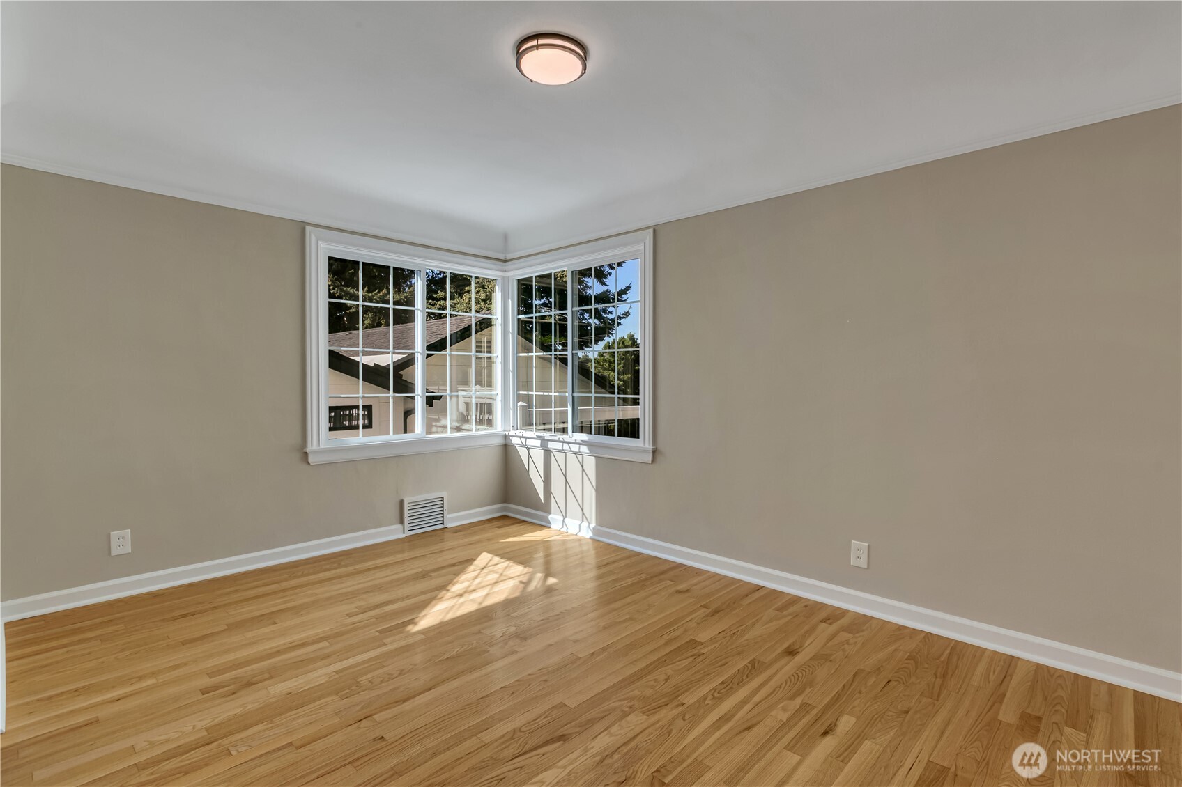 15219 22nd Avenue Property Photo 16