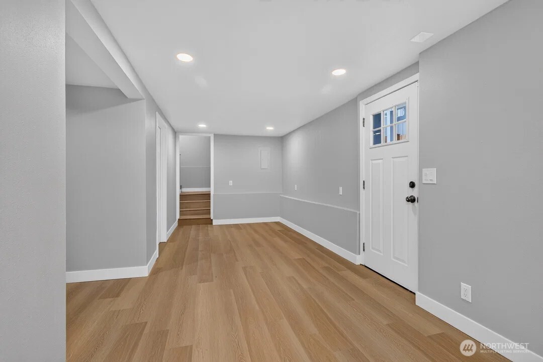 5561 23rd Avenue Property Photo 15