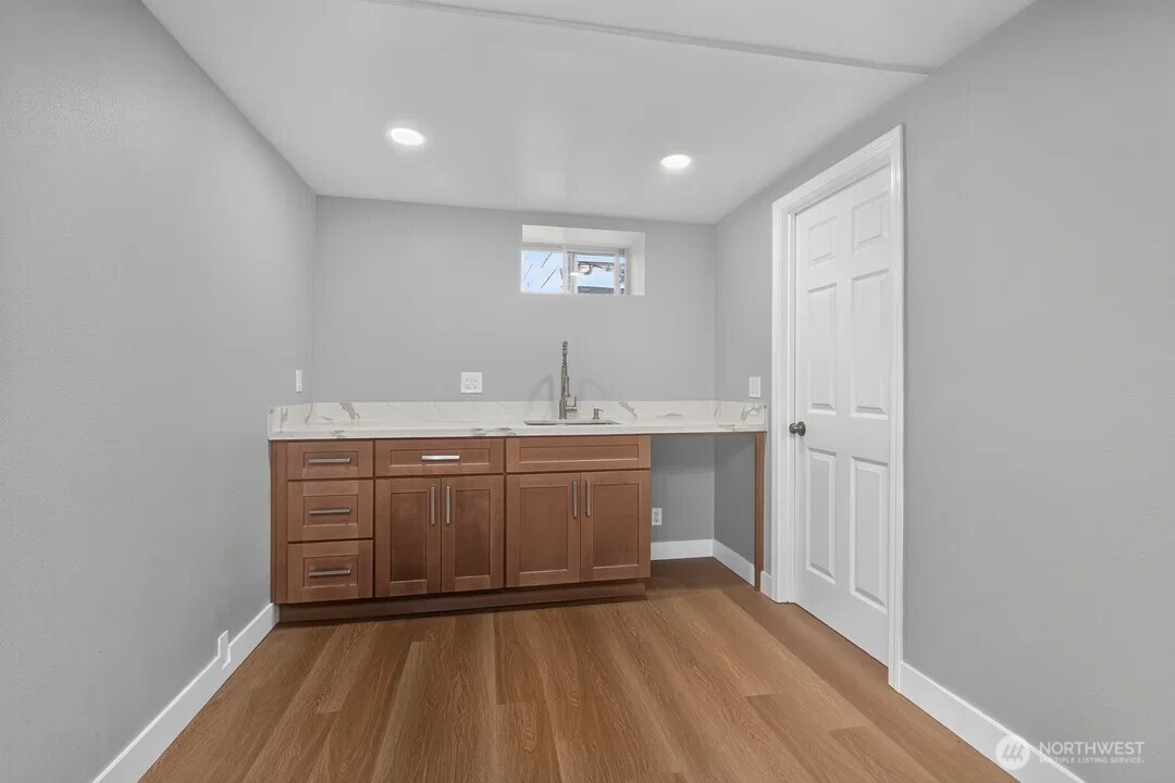 5561 23rd Avenue Property Photo 16
