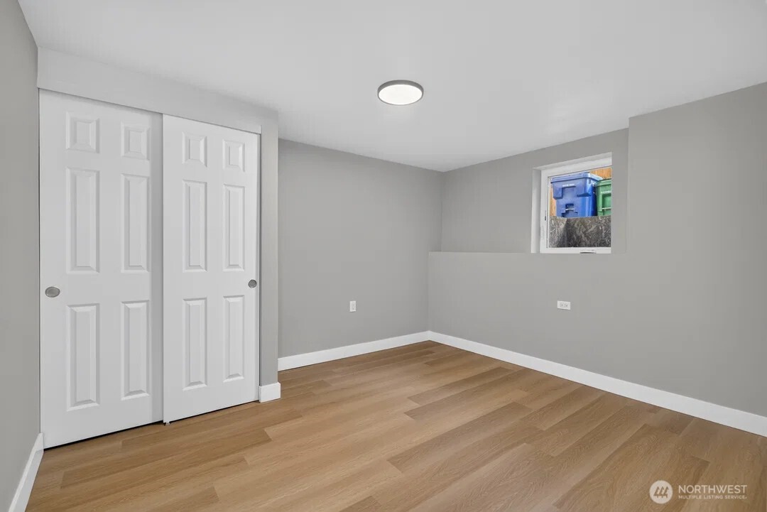 5561 23rd Avenue Property Photo 17