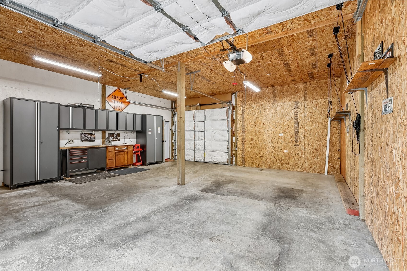 12821 68th Street Property Photo 4