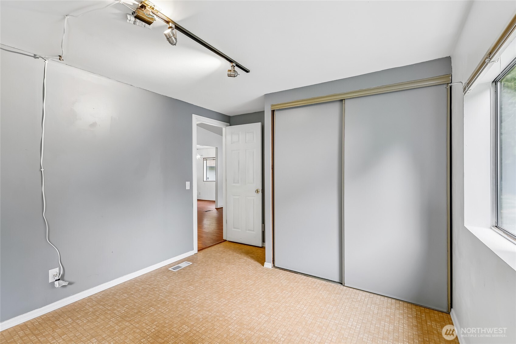 12821 68th Street Property Photo 22