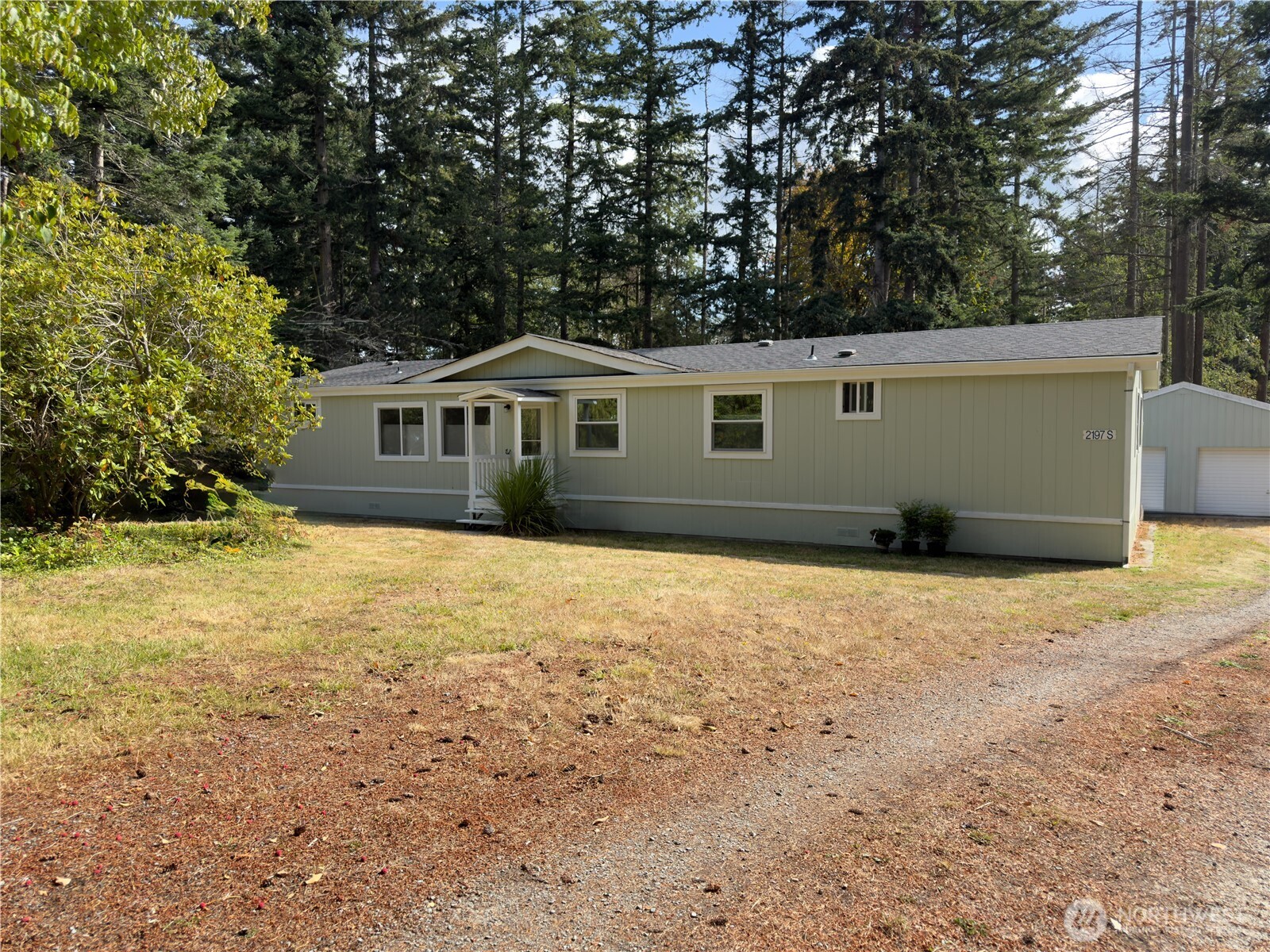 2197 Parker Road Property Photo 1