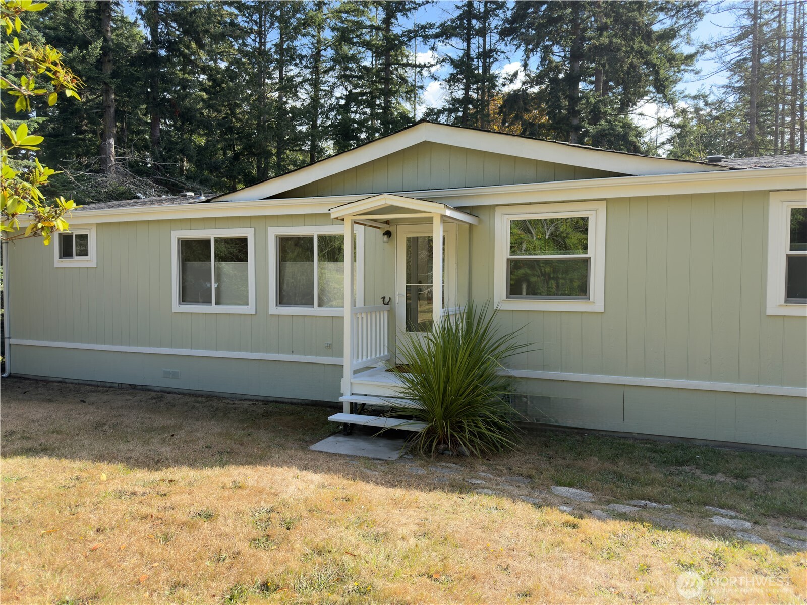 2197 Parker Road Property Photo 6