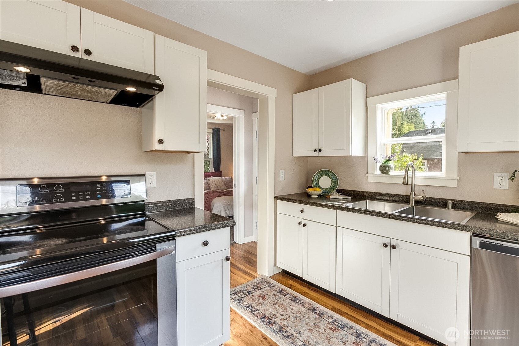451 Tracy Avenue Property Photo 14