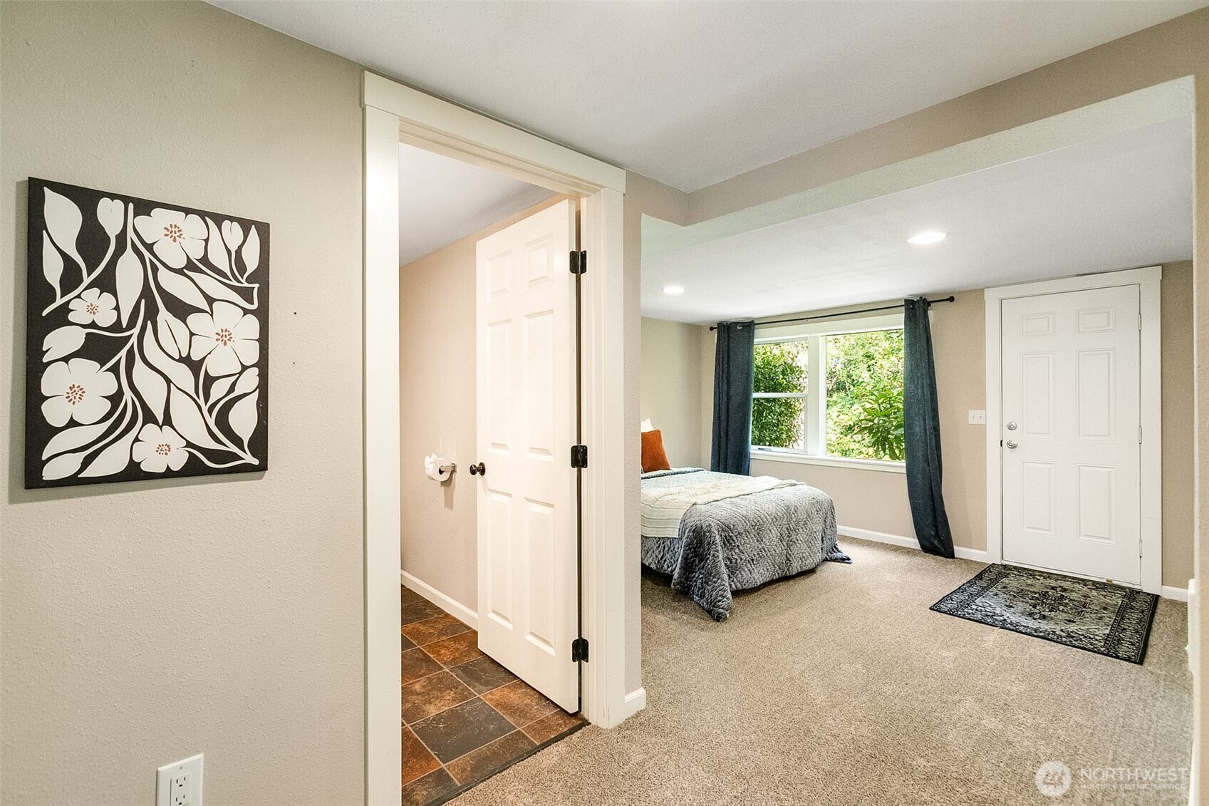 451 Tracy Avenue Property Photo 24