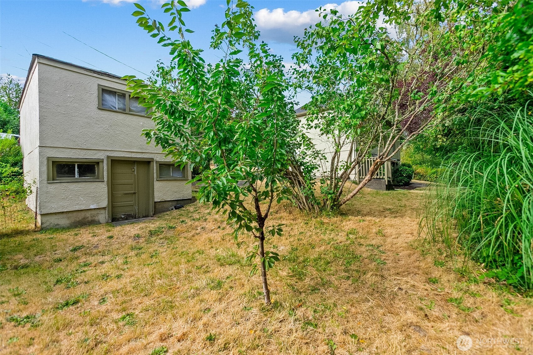 451 Tracy Avenue Property Photo 32