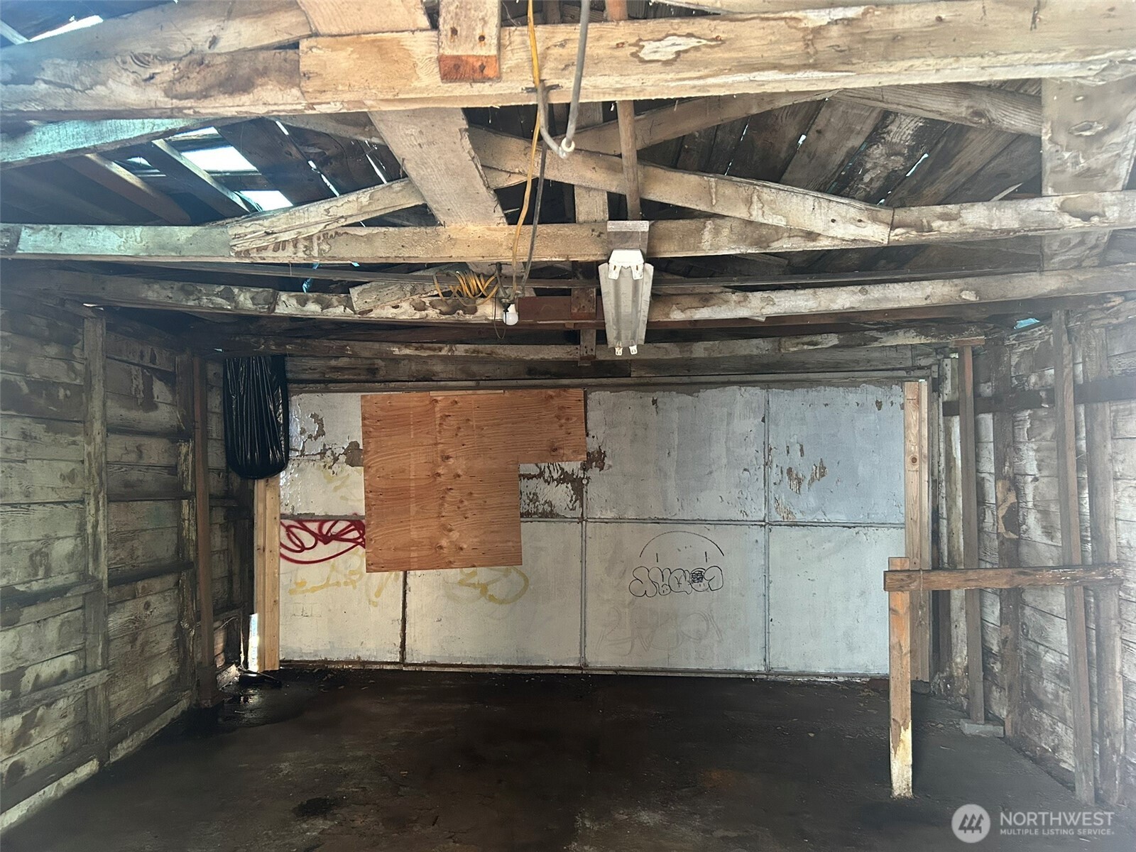 5247 Brooklyn Avenue Property Photo 15