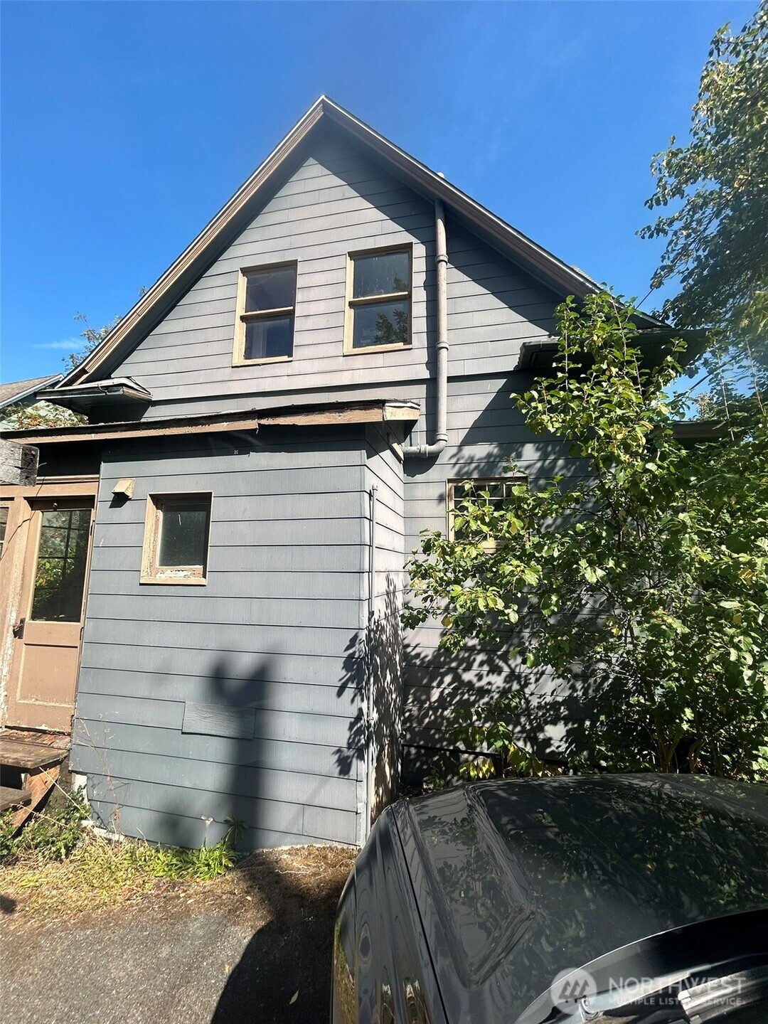 5247 Brooklyn Avenue Property Photo 16