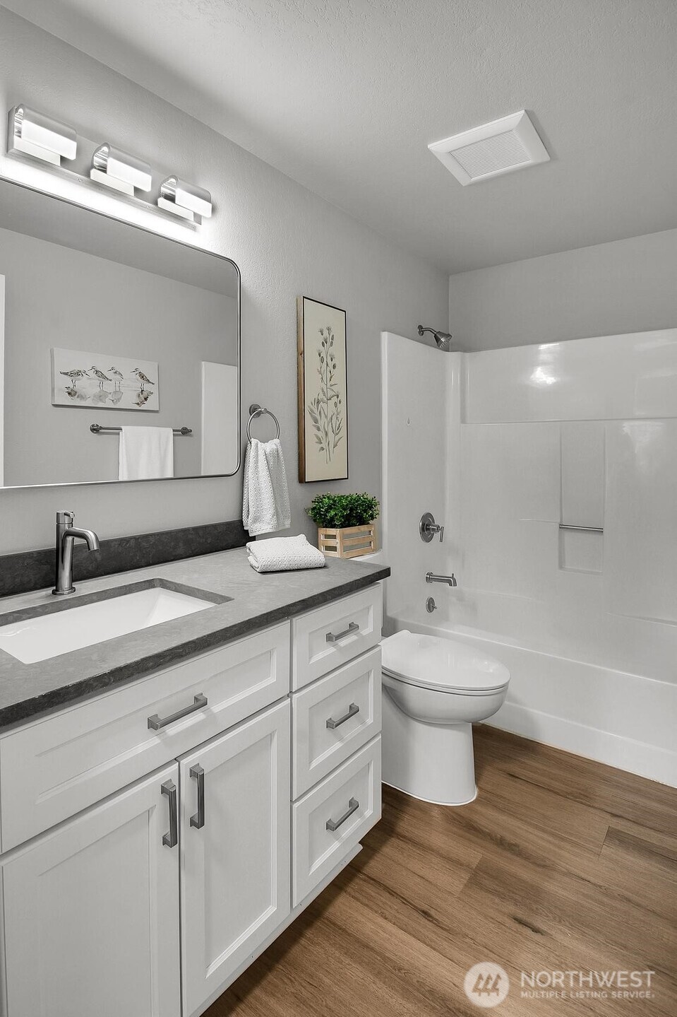 16815 25th Avenue Property Photo 9
