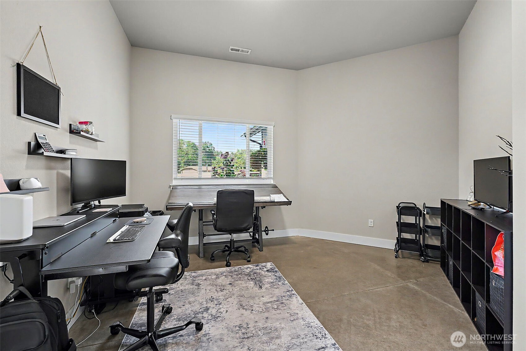 2222 215th Street Property Photo 7