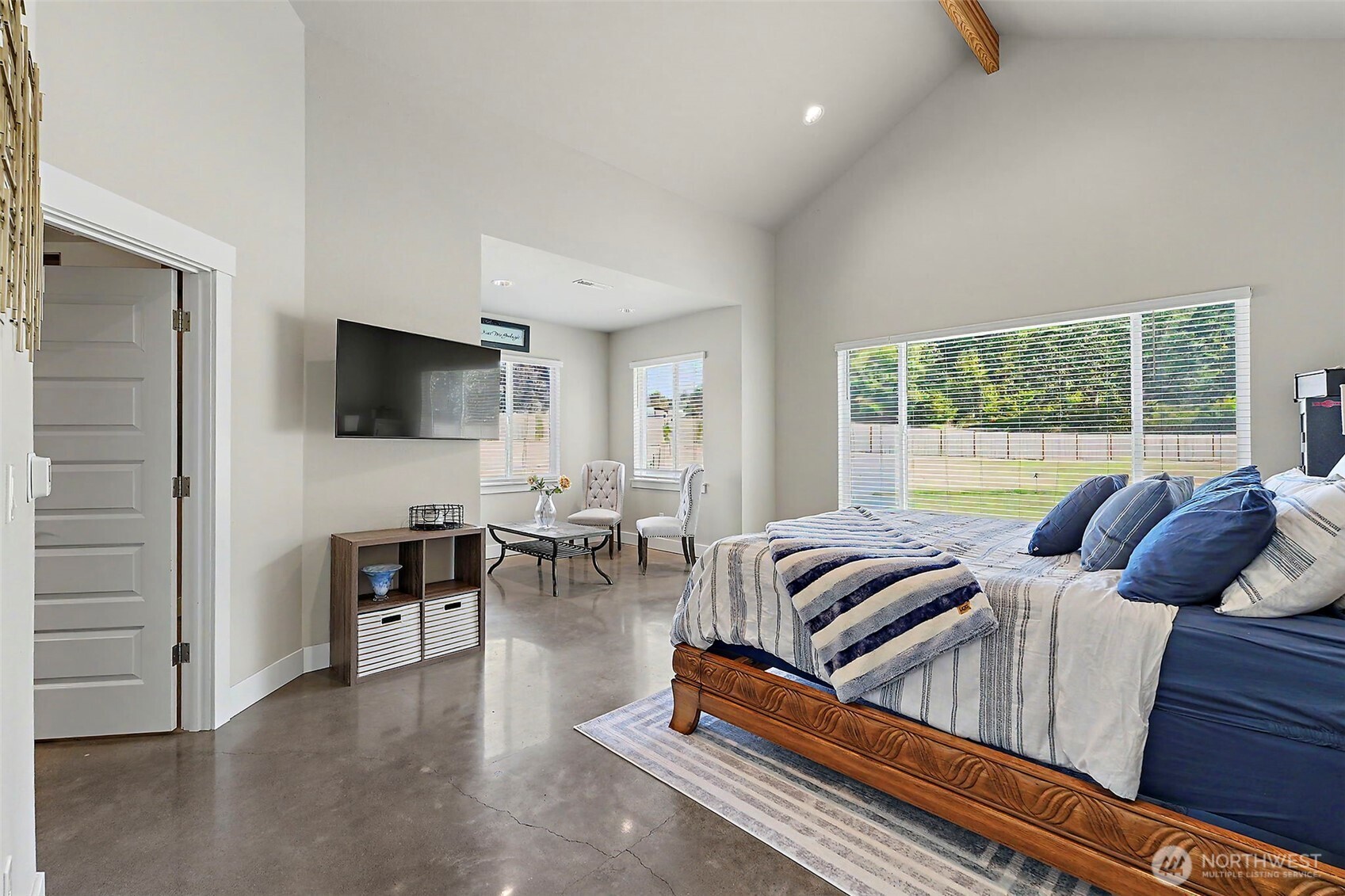 2222 215th Street Property Photo 8