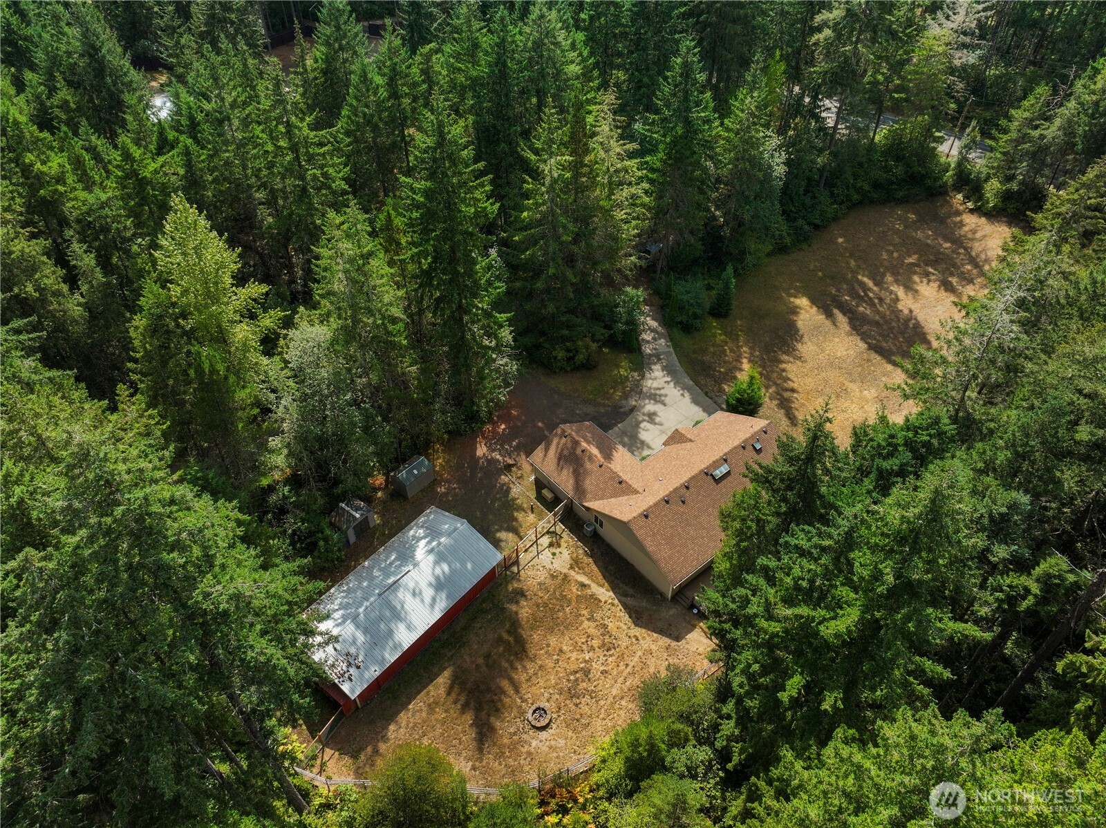 16915 154th Street Property Photo 2