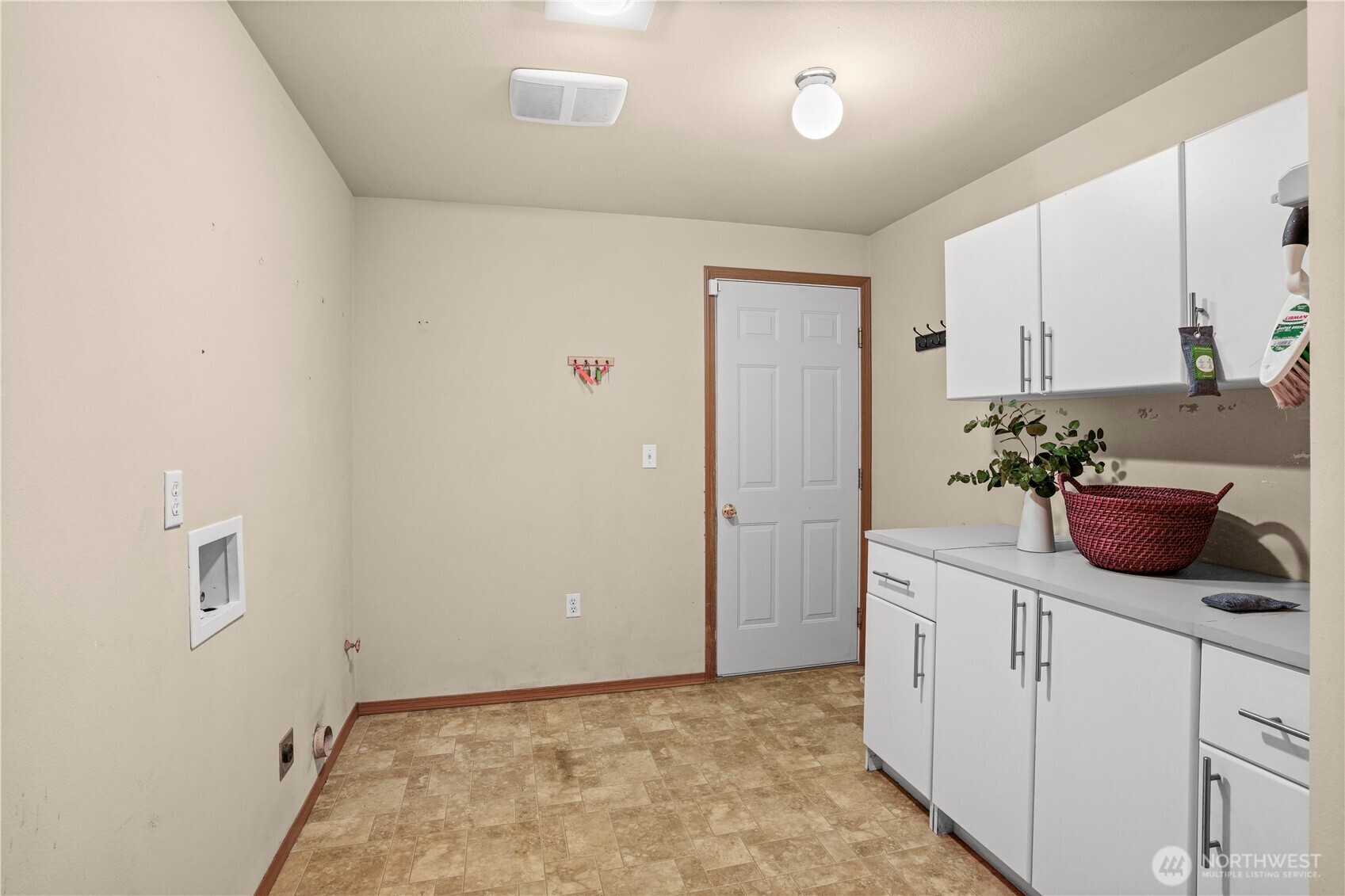 16915 154th Street Property Photo 17