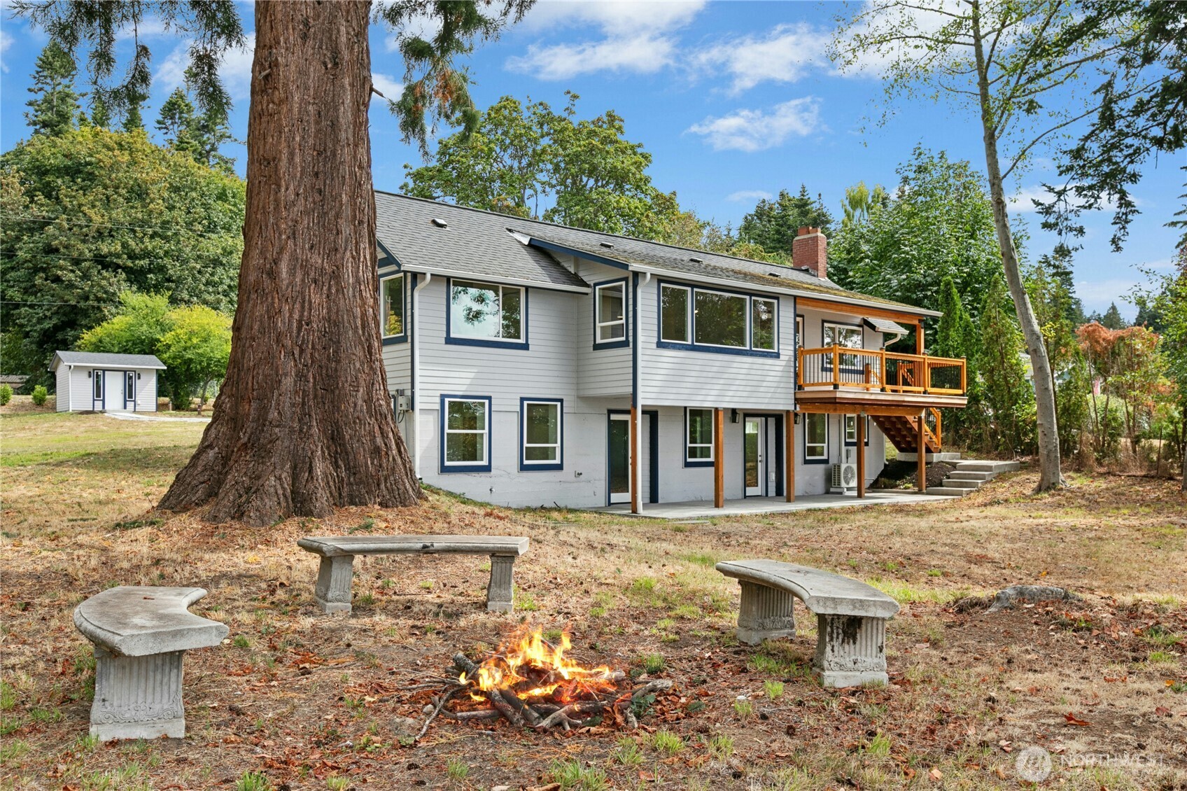 4140 S Camano Drive Property Photo 3