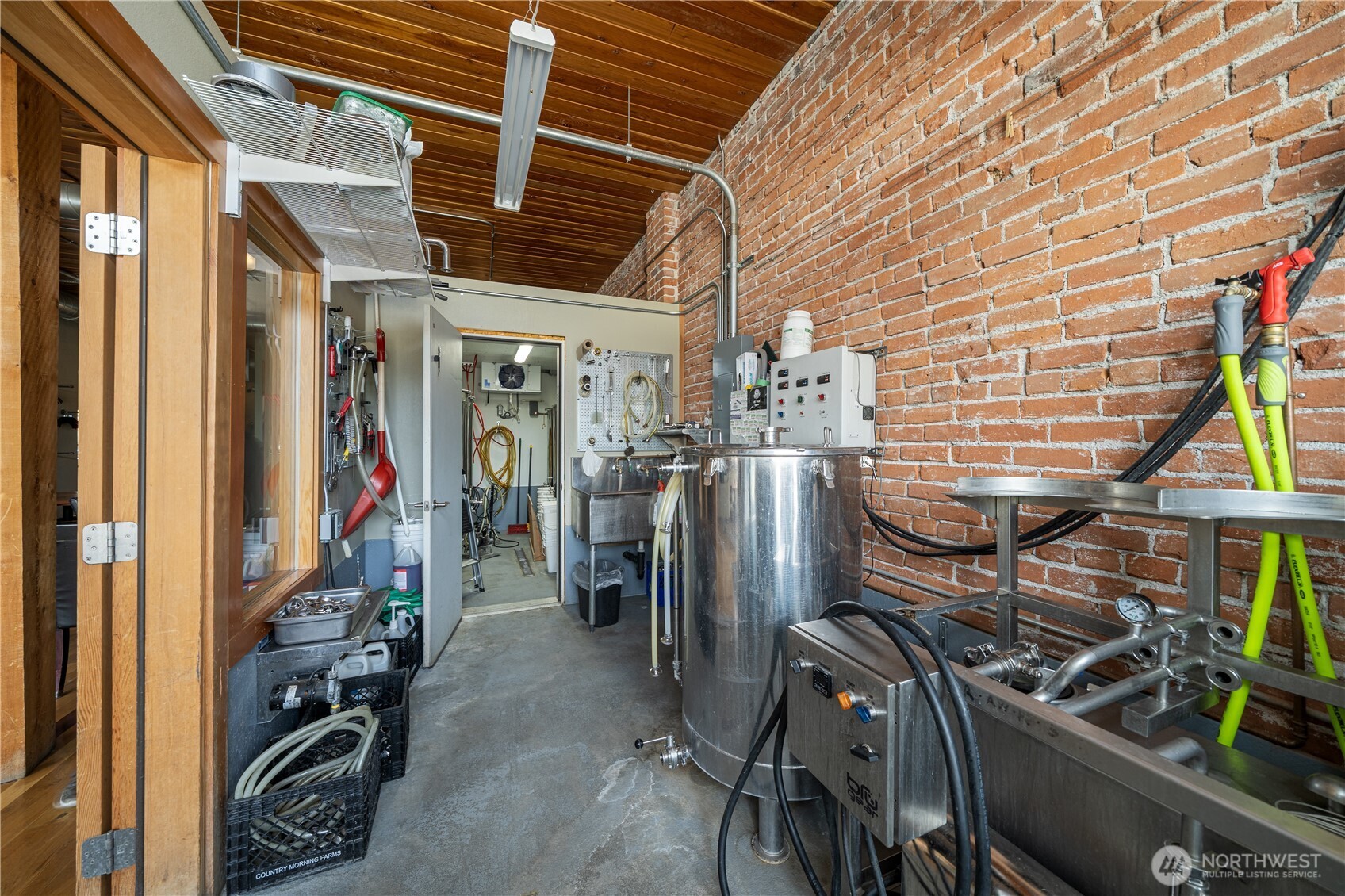 1307 Main Property Photo 14