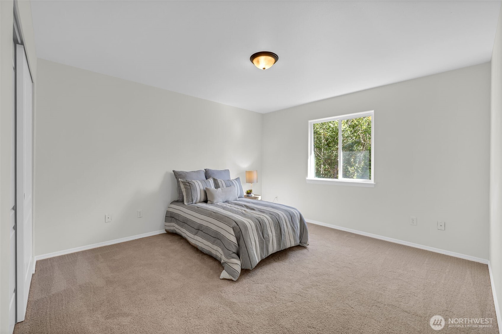 126 197th Street Property Photo 23