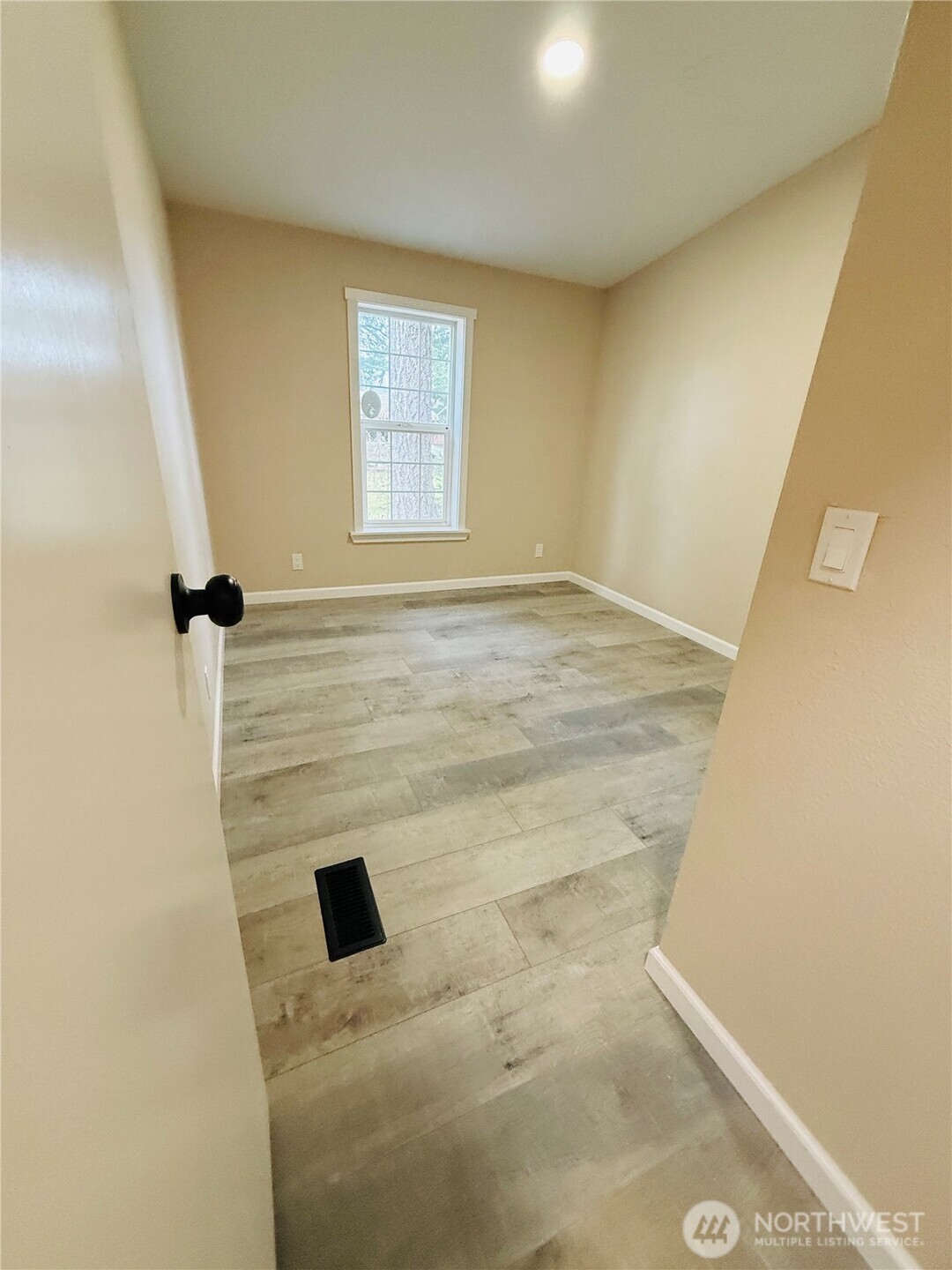 8016 194th Street 48 Property Photo 13
