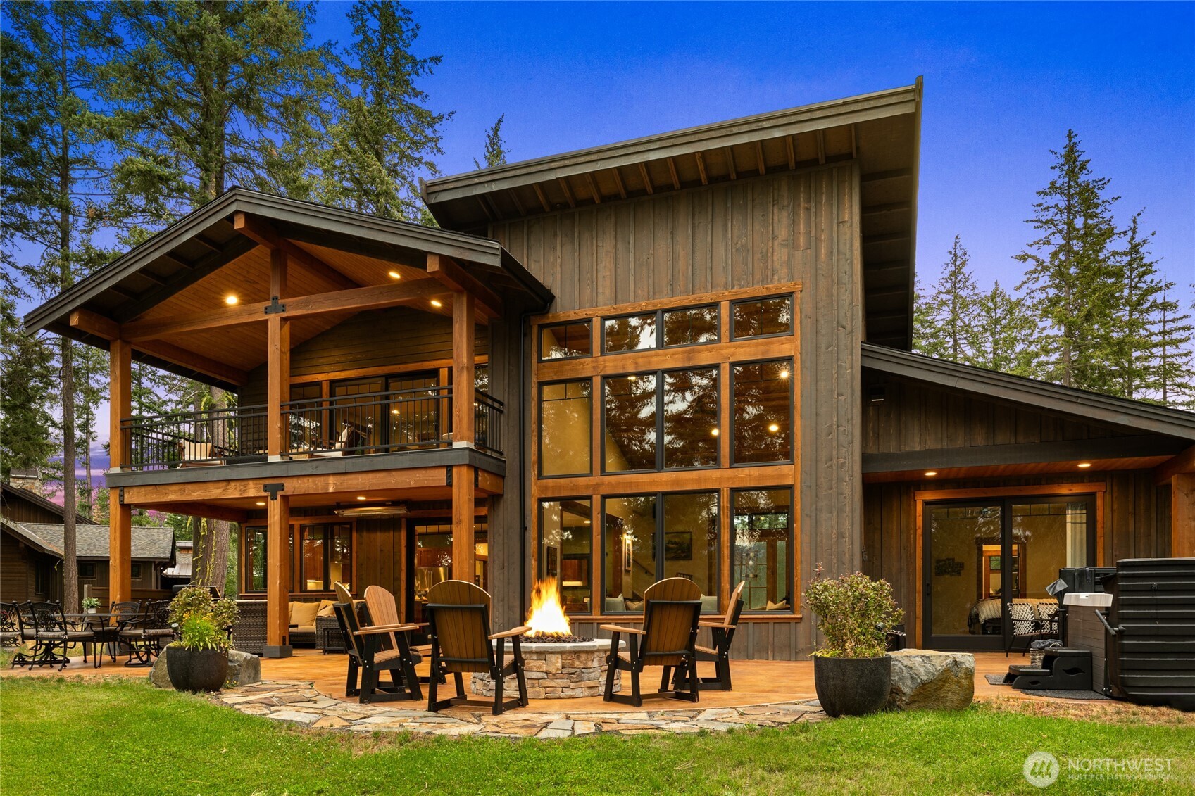 891 Kokanee Loop Property Photo 13
