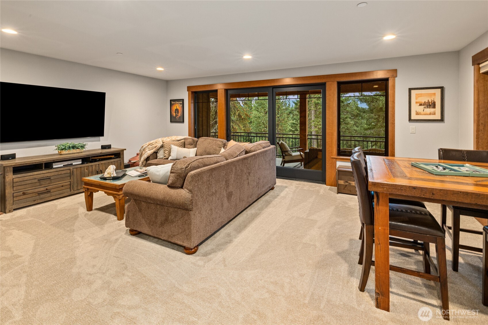 891 Kokanee Loop Property Photo 22