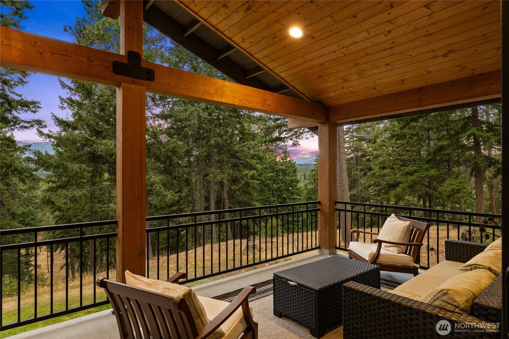 891 Kokanee Loop Property Photo 24