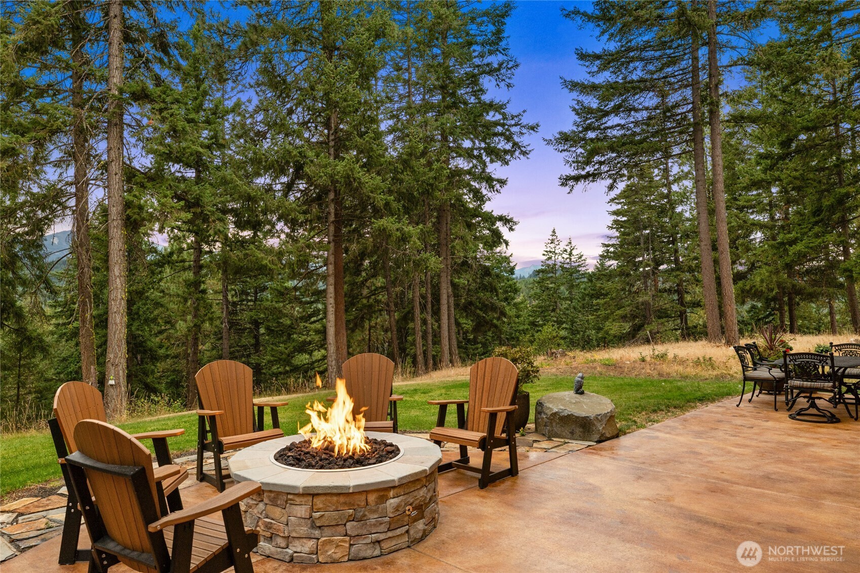 891 Kokanee Loop Property Photo 30