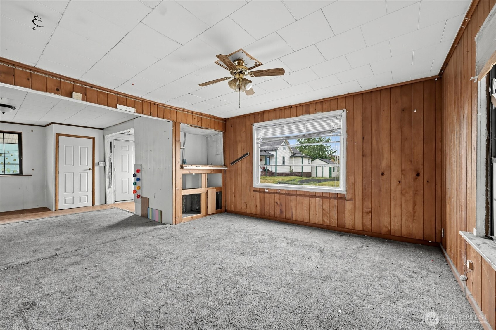 842 Nw New York Avenue Property Photo 2