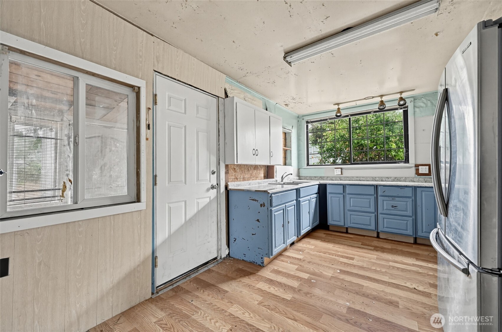 842 Nw New York Avenue Property Photo 4