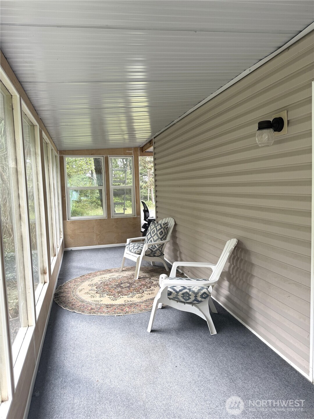 33304 J Place Property Photo 6