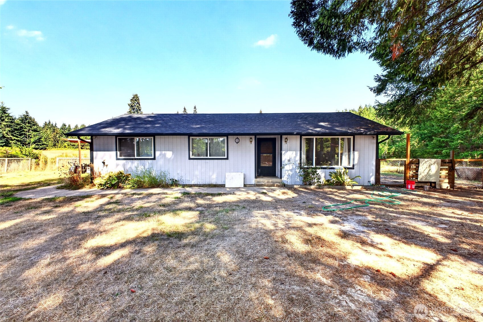 7911 Steamboat Island Road Property Photo 1