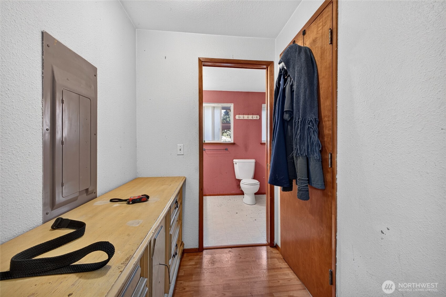 7911 Steamboat Island Road Property Photo 11