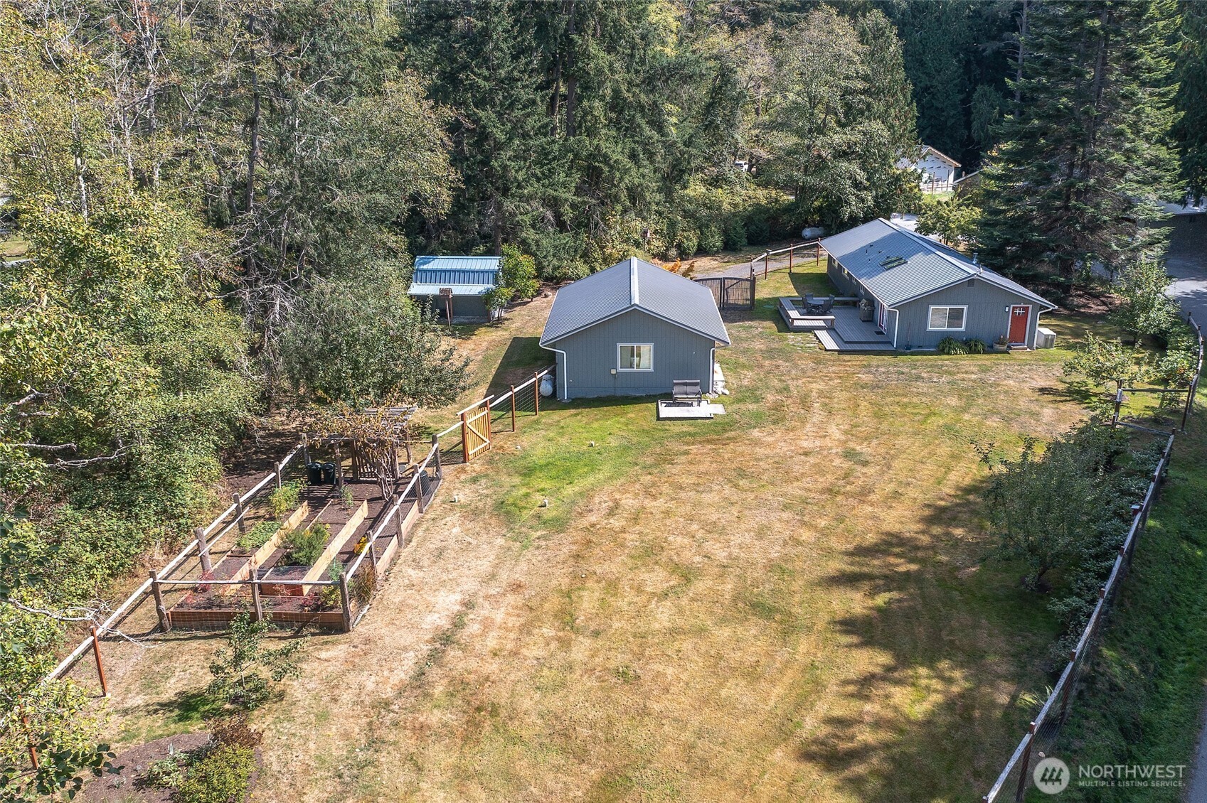 2822 Enchanted Forest Road Property Photo 5