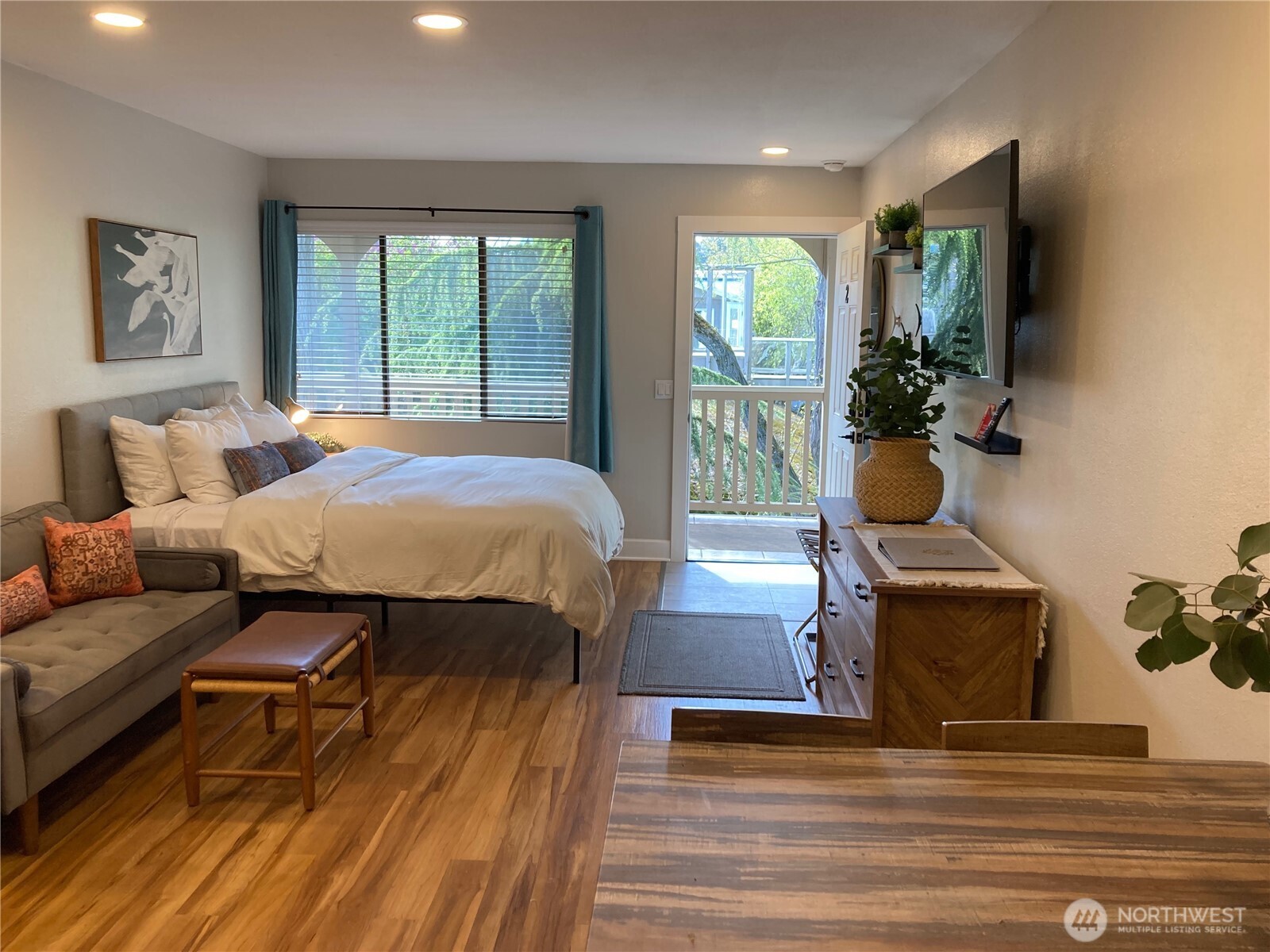 250 Tucker Avenue 2 Property Photo 1