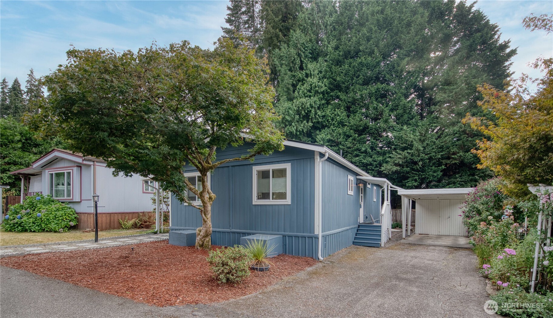 11330 E Riverside Drive 47 Property Photo 2