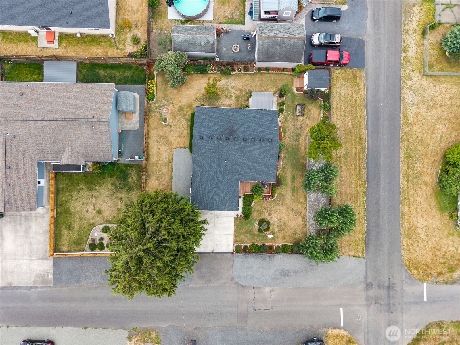 311 Pine Street Property Photo 6