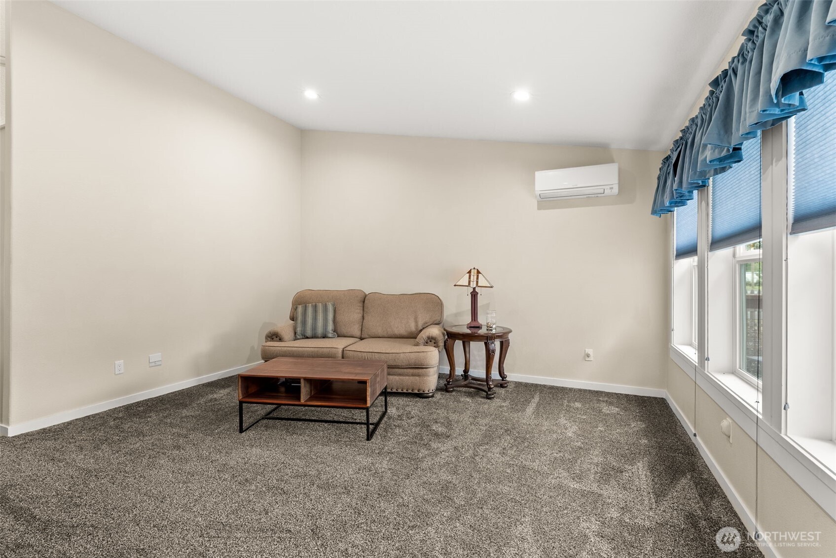 311 Pine Street Property Photo 15