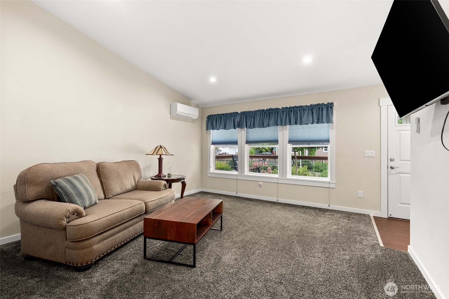 311 Pine Street Property Photo 16