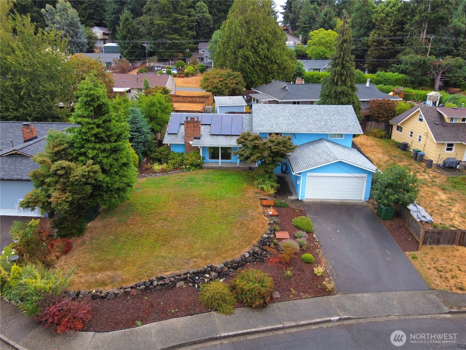 1516 Bradley Court Property Photo 3