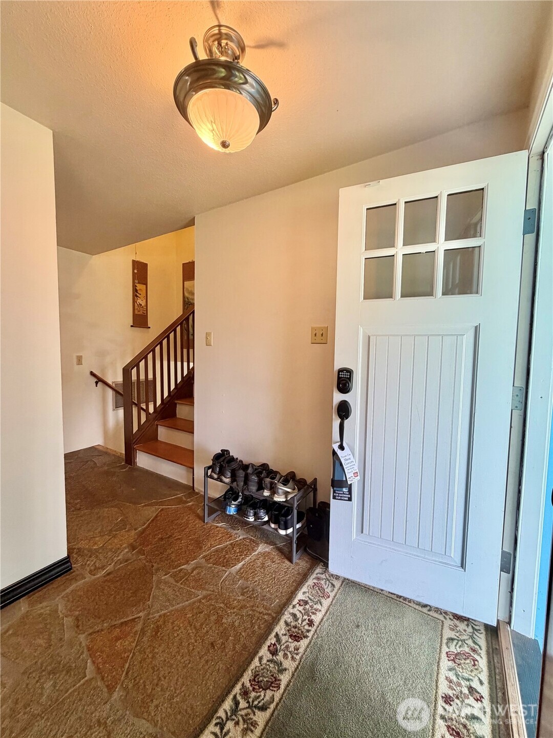 1516 Bradley Court Property Photo 6