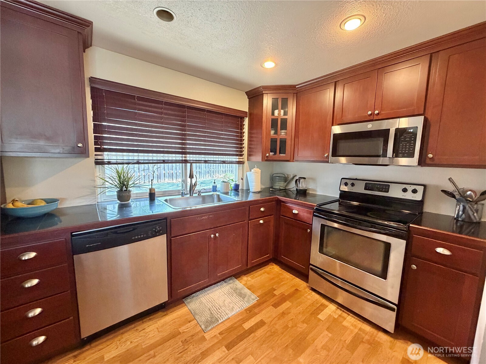 1516 Bradley Court Property Photo 9