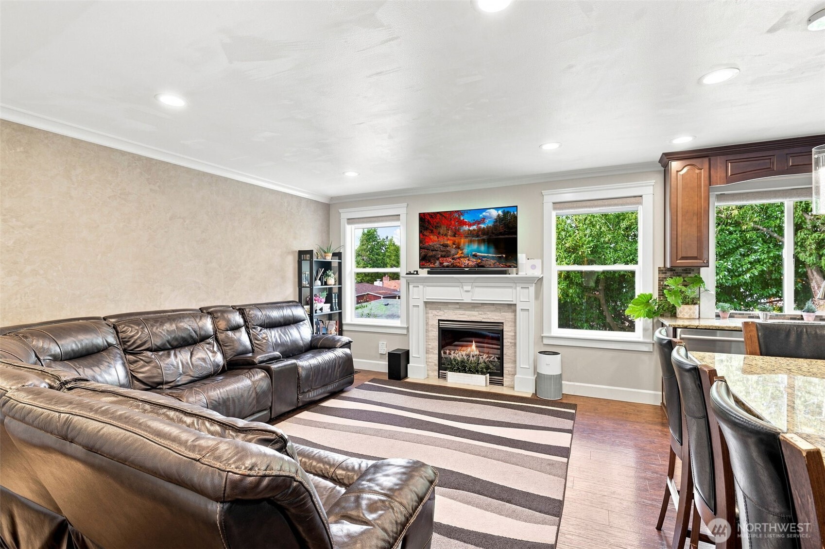 211 S 78th Street Property Photo 3