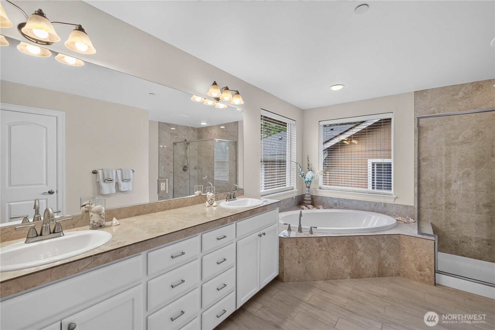 25528 Lake Wilderness Place Property Photo 19