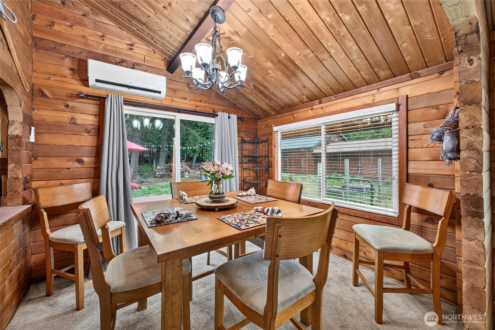 16805 Rainbow Lane Property Photo 7