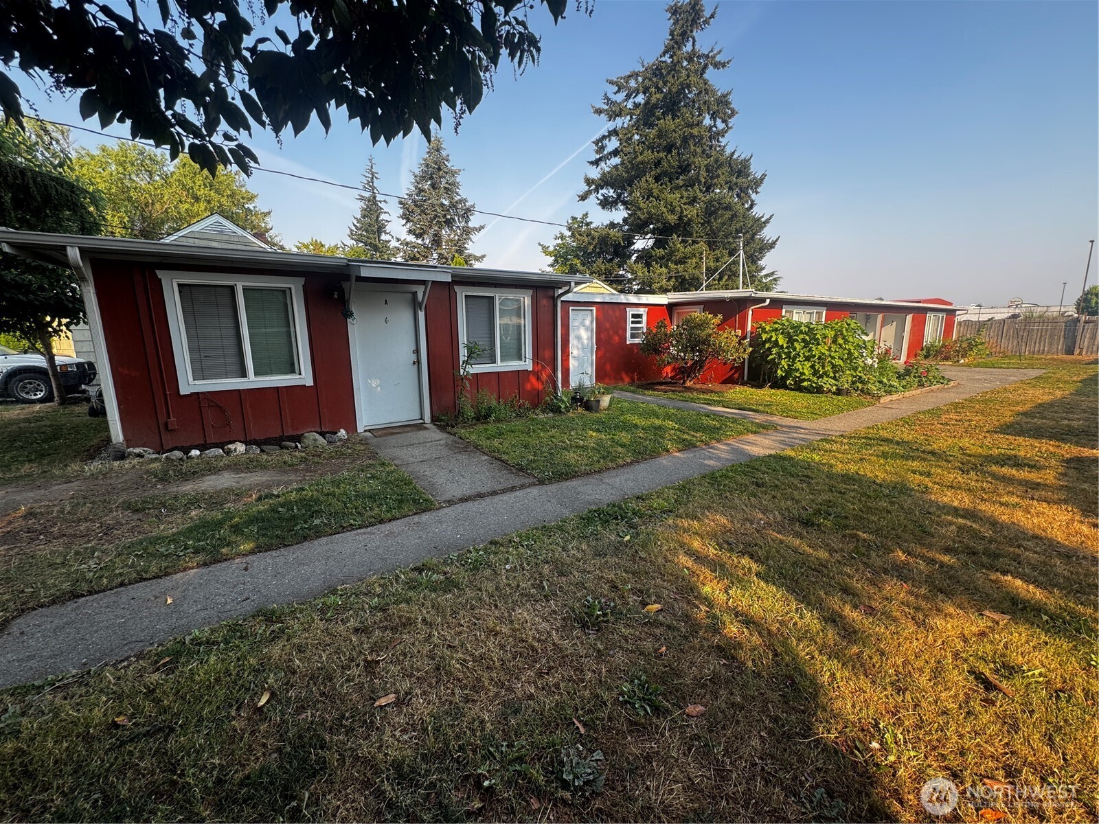 49 Willow Lane Property Photo 1