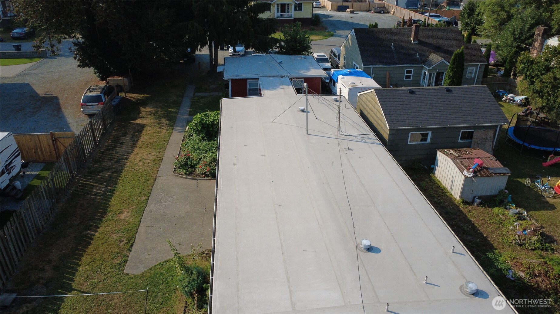 49 Willow Lane Property Photo 4