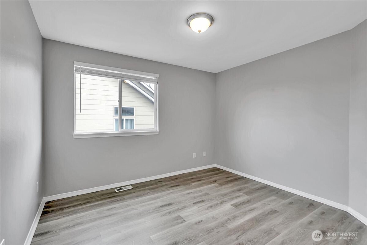 9214 181st Avenue Property Photo 28