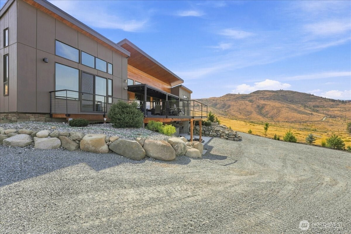 48 Peterson Ranch Road Property Photo 2