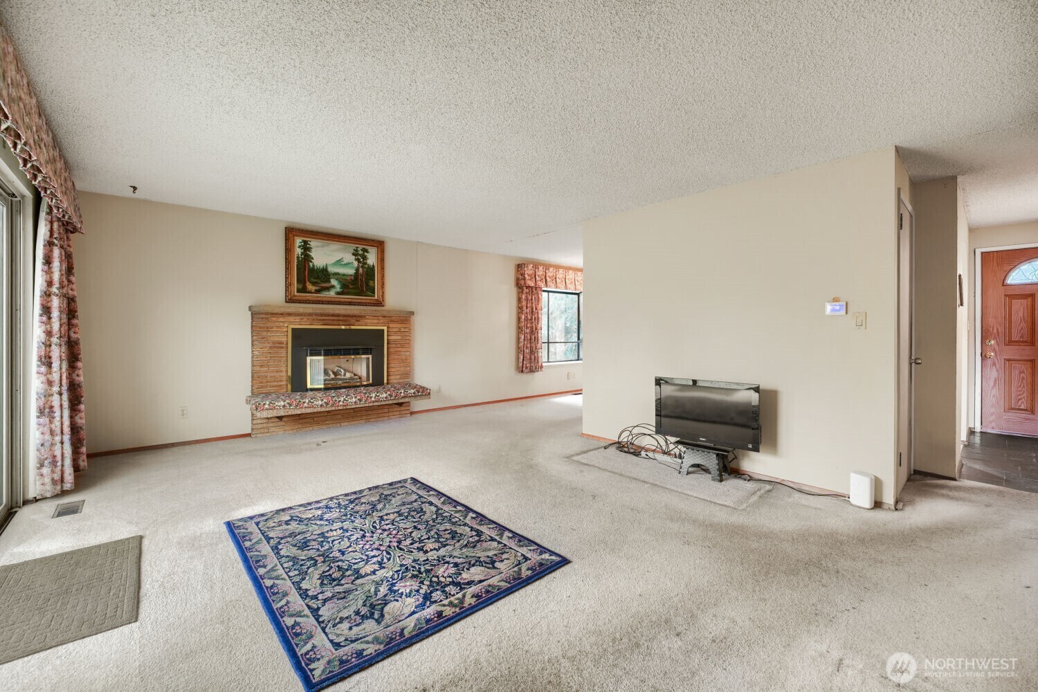 12524 13th Avenue Property Photo 6