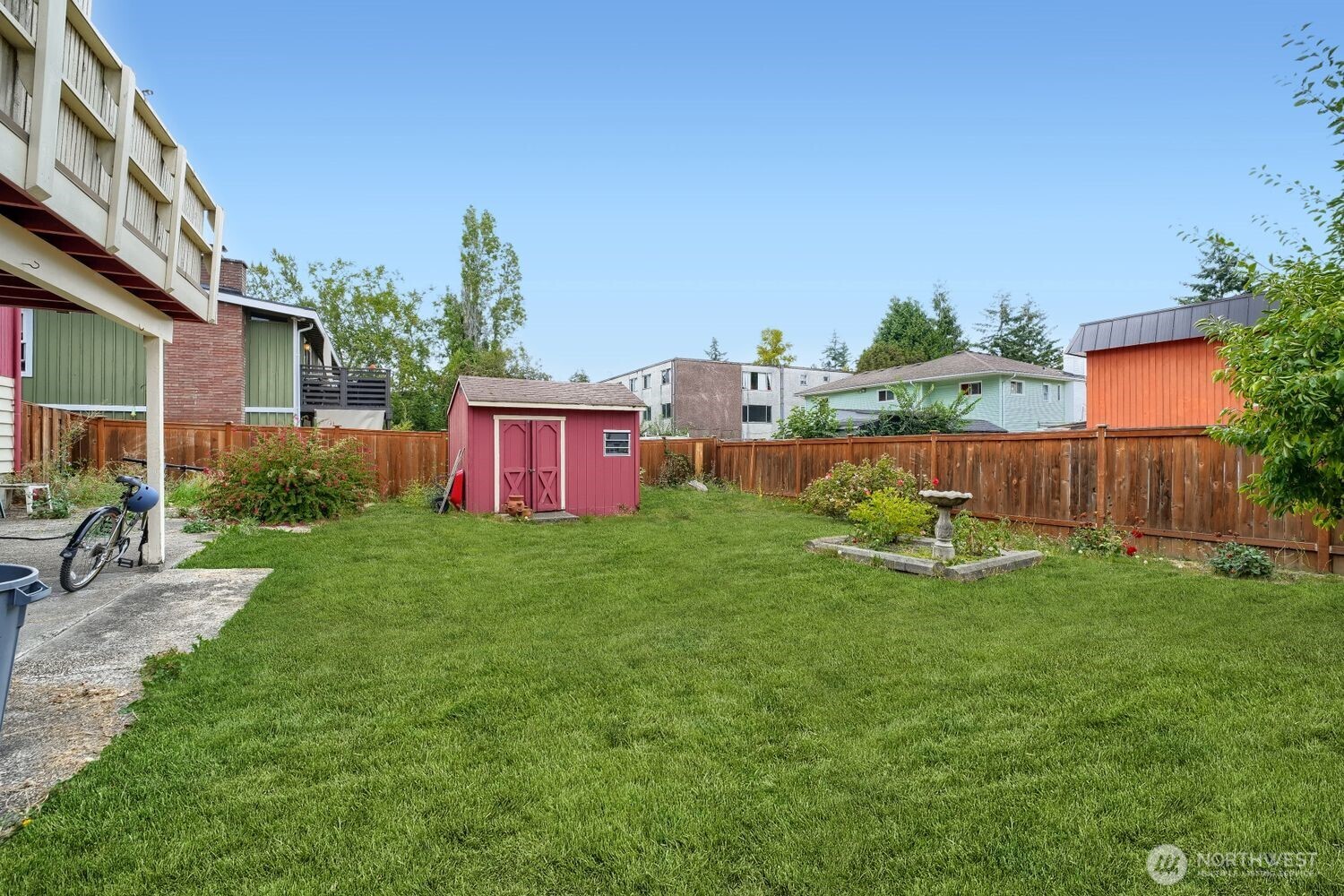12524 13th Avenue Property Photo 28